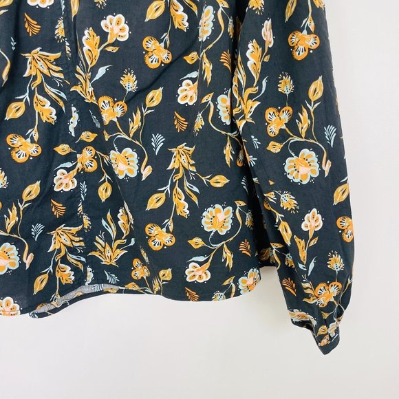 Universal Thread Women Top Medium Long Sleeve Tie Front Blouse Gray Floral New - Picture 4 of 8